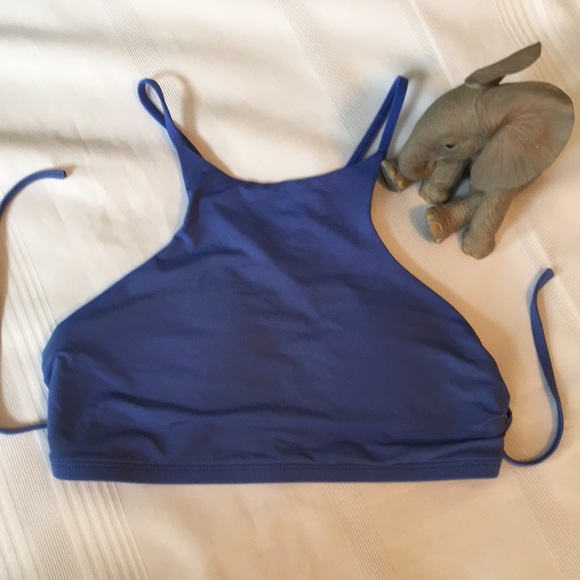 👙 2 Bikini Tops | teen | tween - Picture 2 of 7